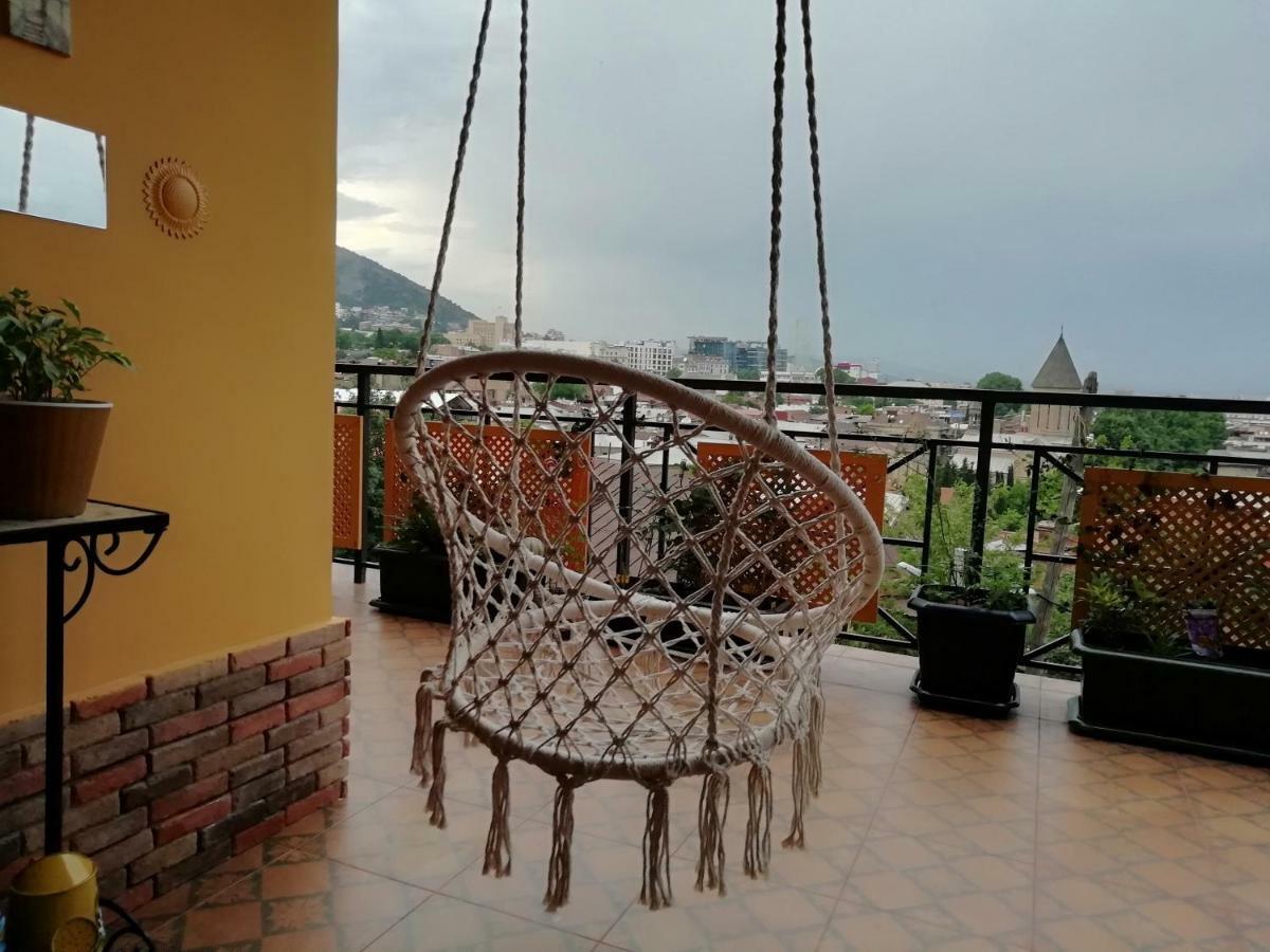 160 Degrees Leilighet Tbilisi Eksteriør bilde