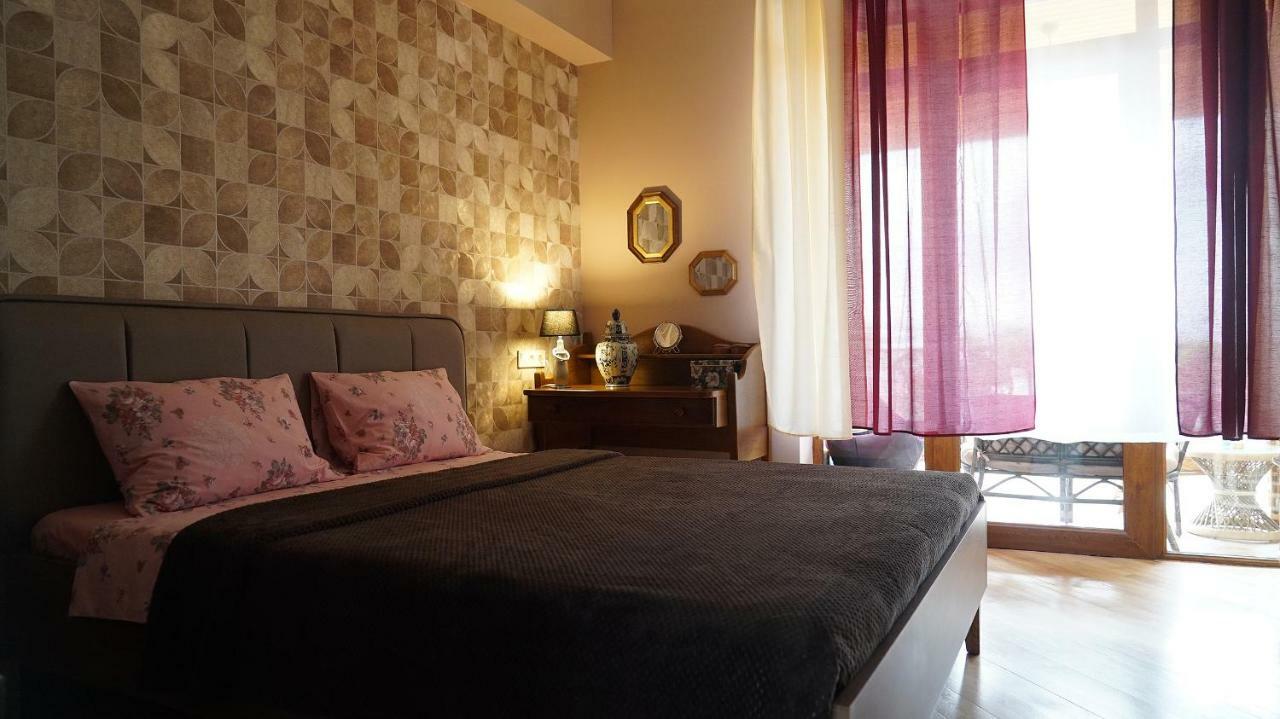 160 Degrees Leilighet Tbilisi Eksteriør bilde